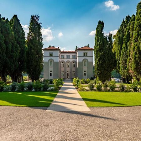 Boutique Hotel Villa Monty Banks 切塞纳 外观 照片