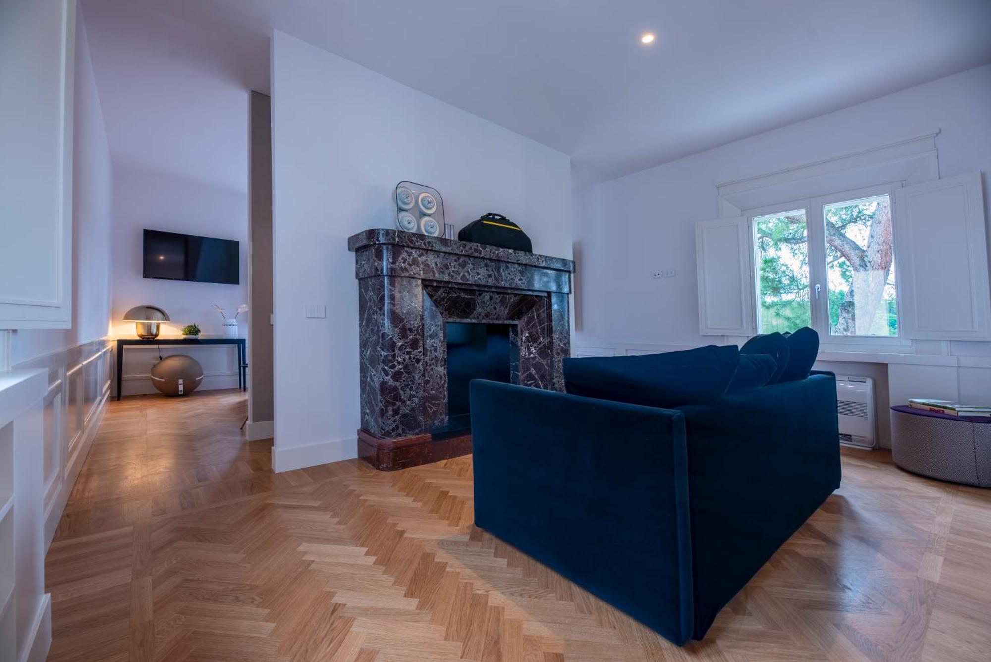 Boutique Hotel Villa Monty Banks 切塞纳 客房 照片