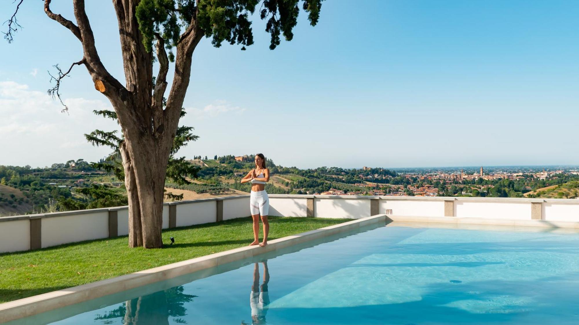 Boutique Hotel Villa Monty Banks 切塞纳 外观 照片