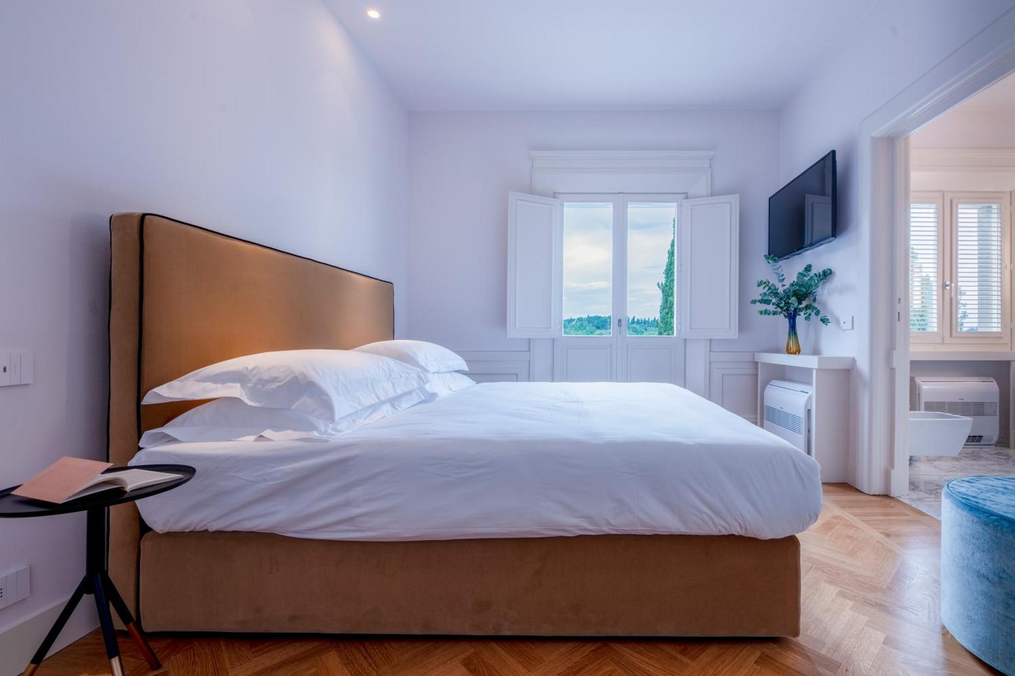 Boutique Hotel Villa Monty Banks 切塞纳 外观 照片