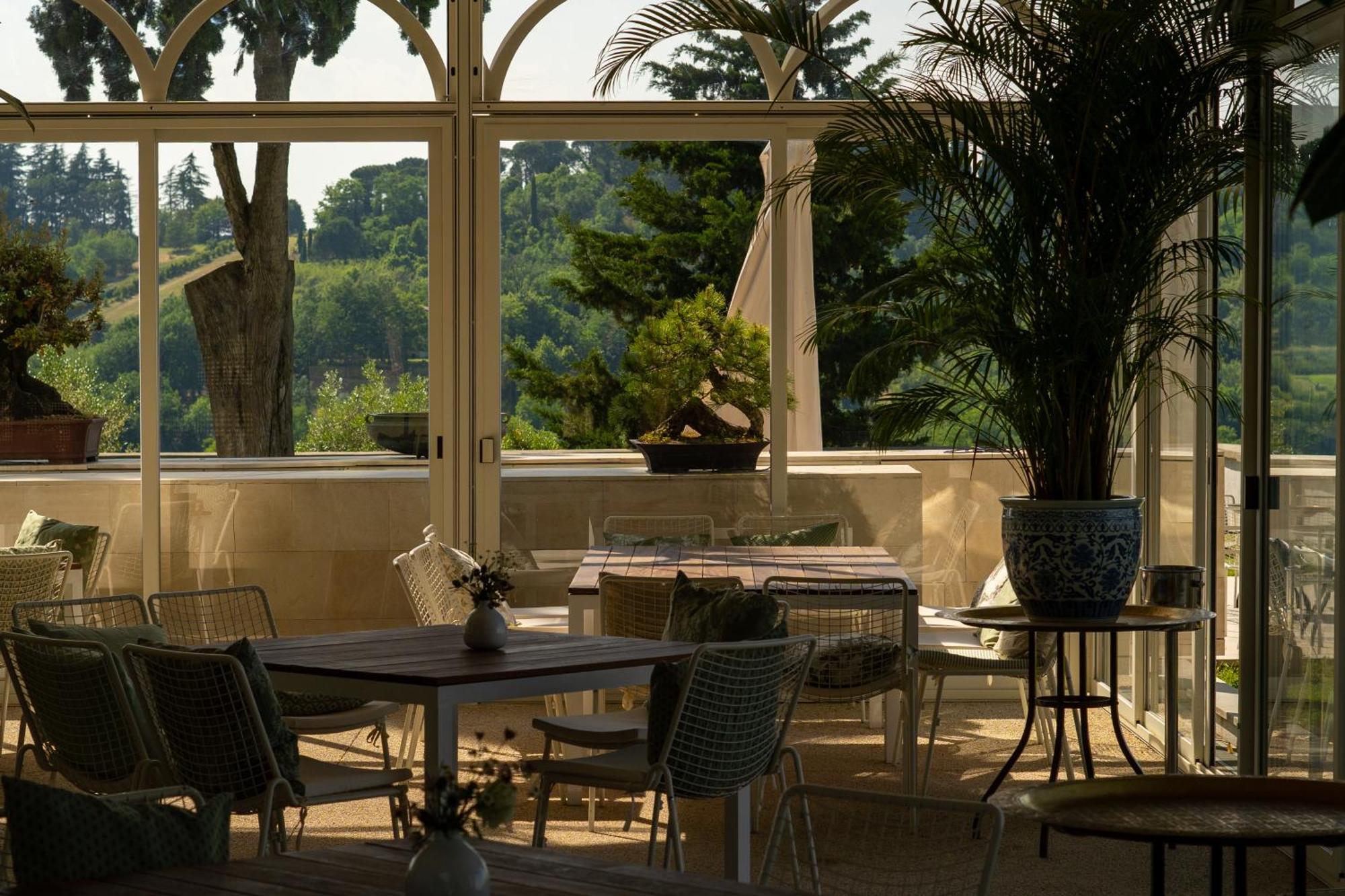 Boutique Hotel Villa Monty Banks 切塞纳 外观 照片